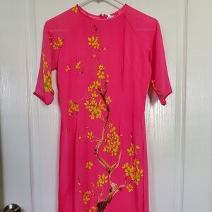 VIETNAMESE TRADITIONAL DRESS SIZE MEIDUM